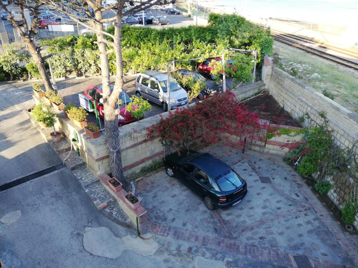 Hotel Sibilla Residence Pozzuoli Exteriör bild